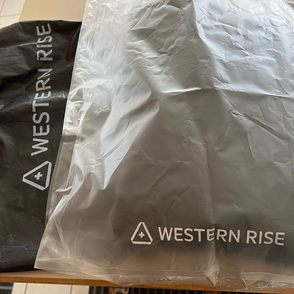 Western Rise Airloft Jacket - Picture 5 of 5